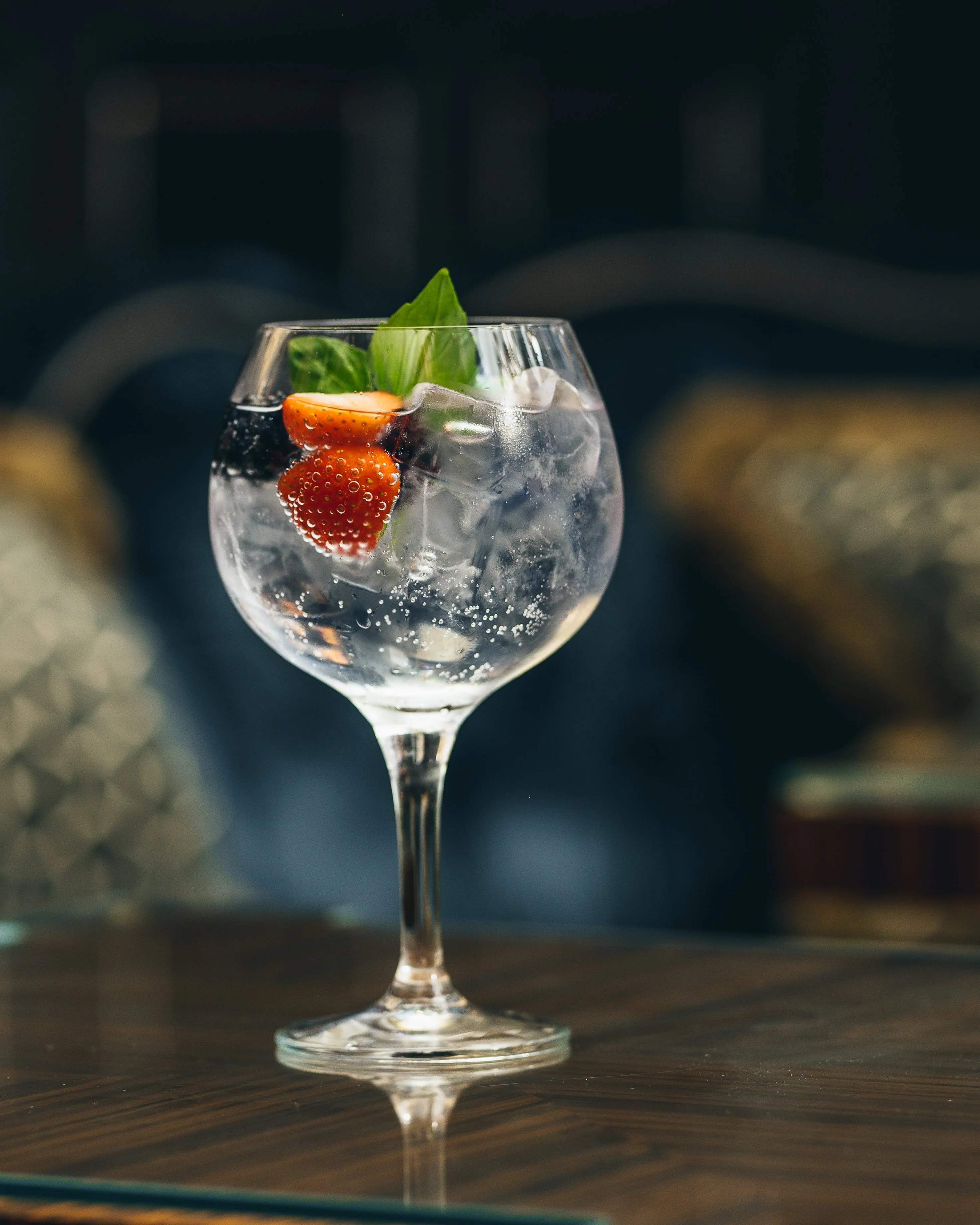 Gin Balloon Glass 60cl - Image 4