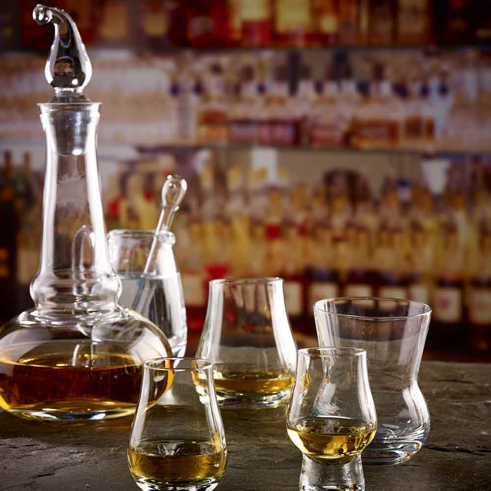 Pot Still Whisky Decanter 75cl - Image 3