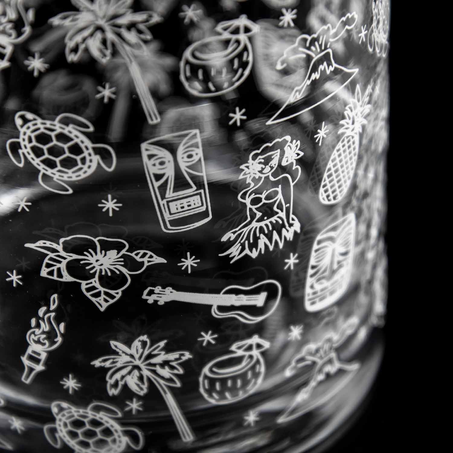 Tiki Cocktail Mixing Jug Glass 80cl - Image 3